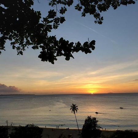 Aguadilla Breeze Apt In Gated Complex 8 Minute Walk To Crashboat Beach Εξωτερικό φωτογραφία