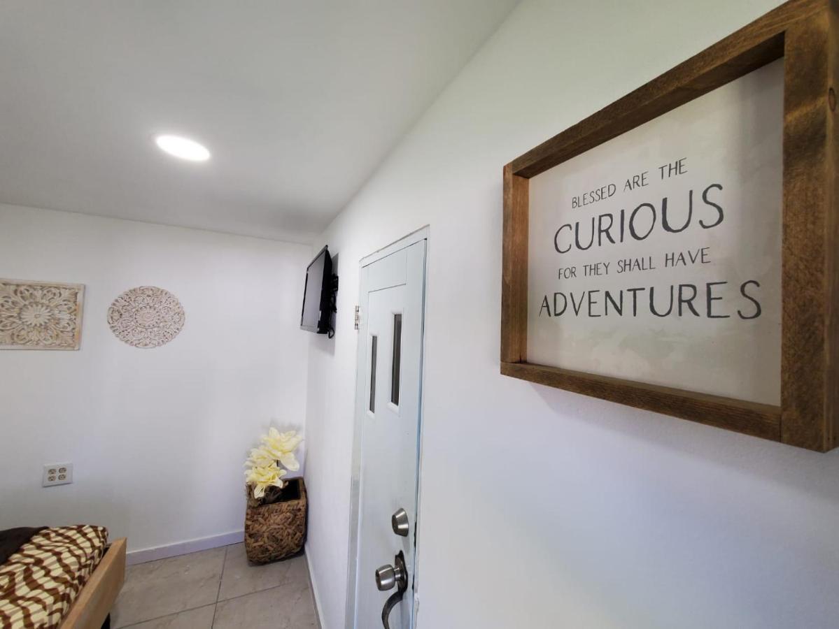 Aguadilla Breeze Apt In Gated Complex 8 Minute Walk To Crashboat Beach Εξωτερικό φωτογραφία